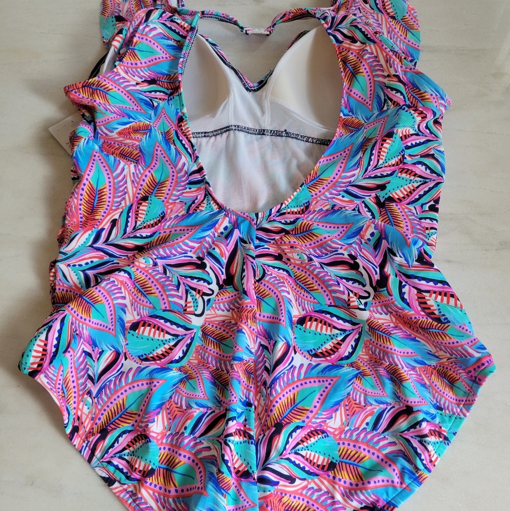 Colorful Swim Suit - Picture 4 of 4